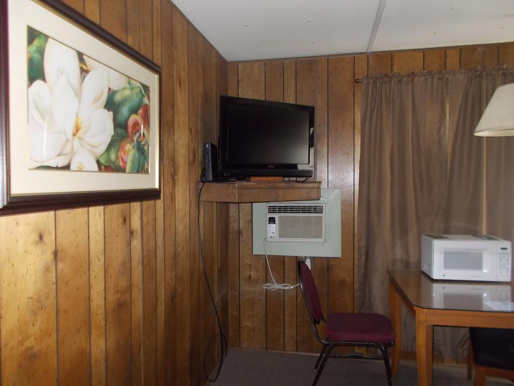 Atomic Inn Beatty Near Death Valley מראה חיצוני תמונה
