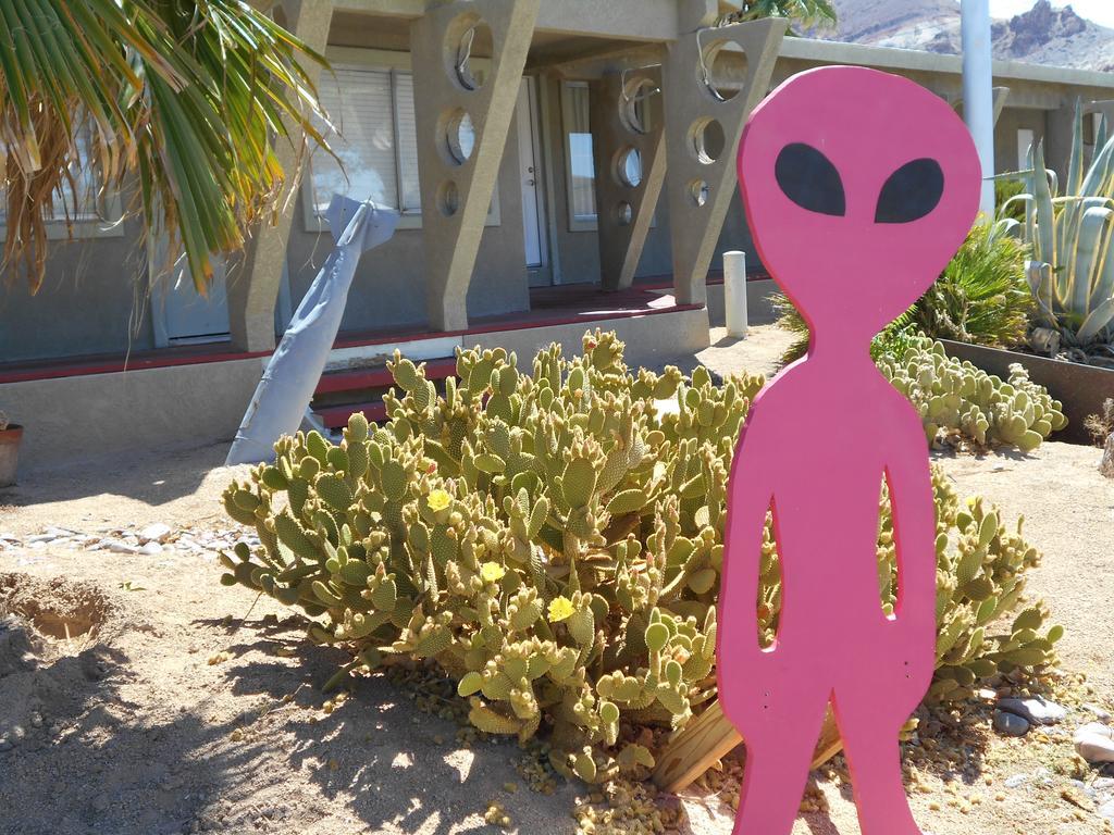 Atomic Inn Beatty Near Death Valley מראה חיצוני תמונה