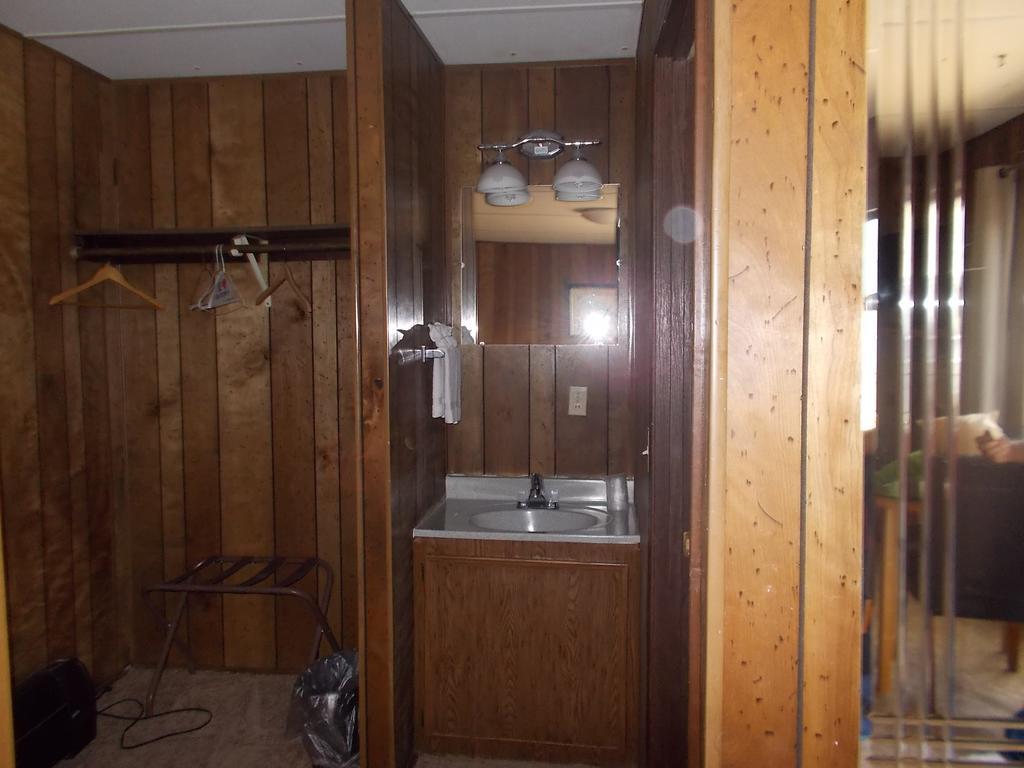 Atomic Inn Beatty Near Death Valley מראה חיצוני תמונה